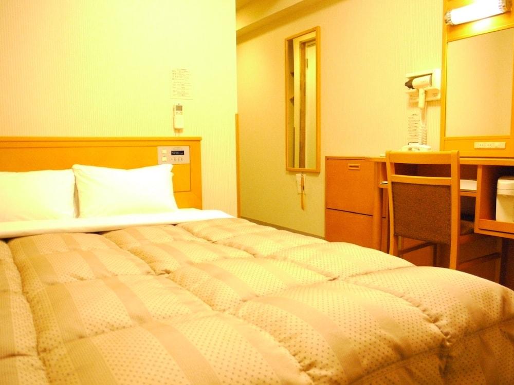 Hotel Route-Inn Toyokawa Inter Esterno foto