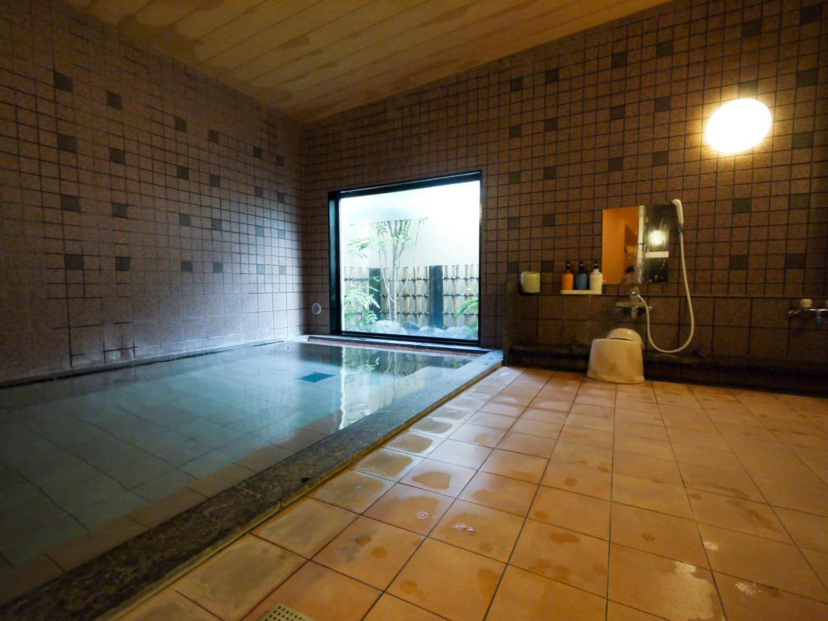 Hotel Route-Inn Toyokawa Inter Esterno foto